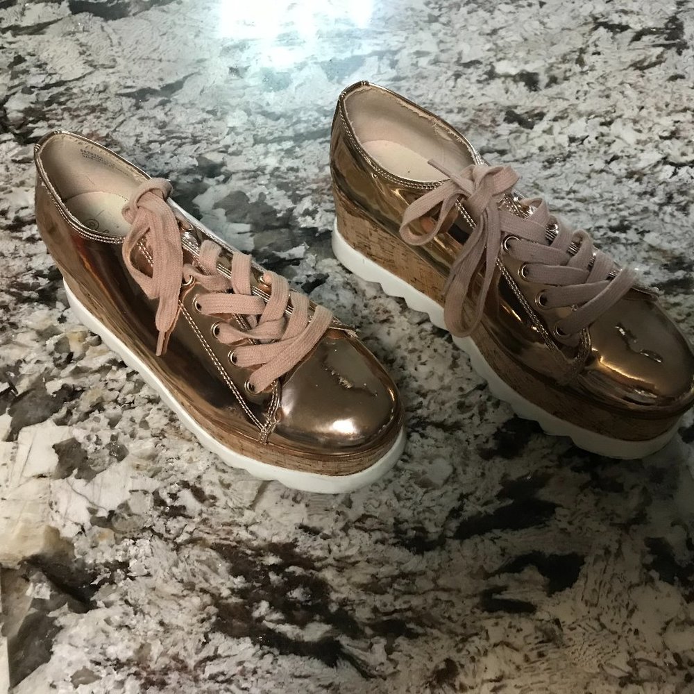 Rouge Helium platform pink iridescent tie shoes - Picture 3 of 12